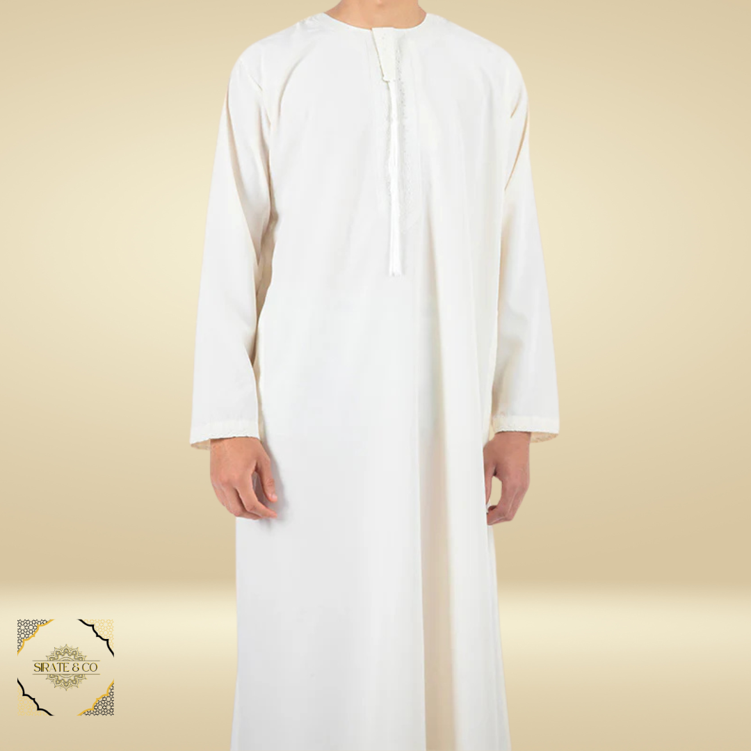 Qamis Émirati Beige – Élégance et Sobriété